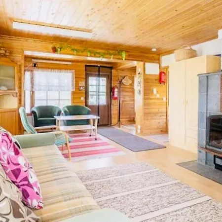 Dom wakacyjny Countryside Riverside For Both Winter And Summer Turenki