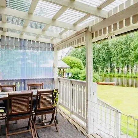 Countryside Riverside For Both Winter And Summer Dom wakacyjny