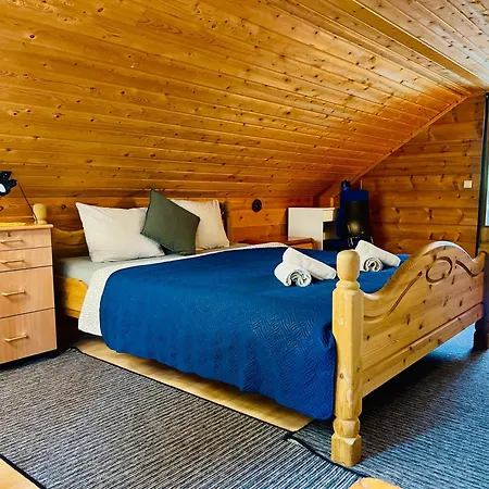 Countryside Riverside For Both Winter And Summer Dom wakacyjny