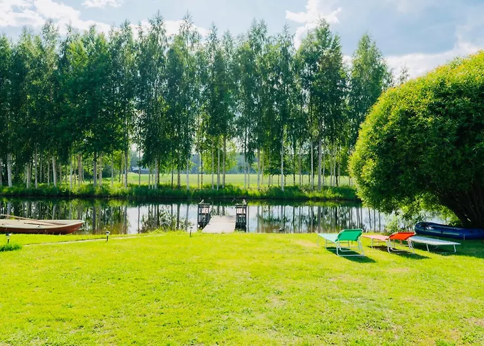 Countryside Riverside For Both Winter And Summer Hébergement de vacances *