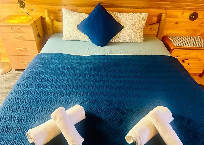 Hébergement de vacances Countryside Riverside For Both Winter And Summer *